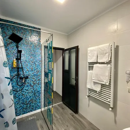 Em House * Năvodari