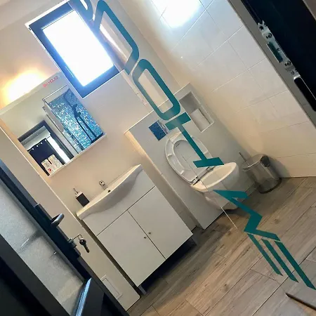 Em House Năvodari