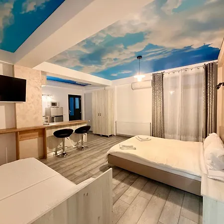 Em House Navodari